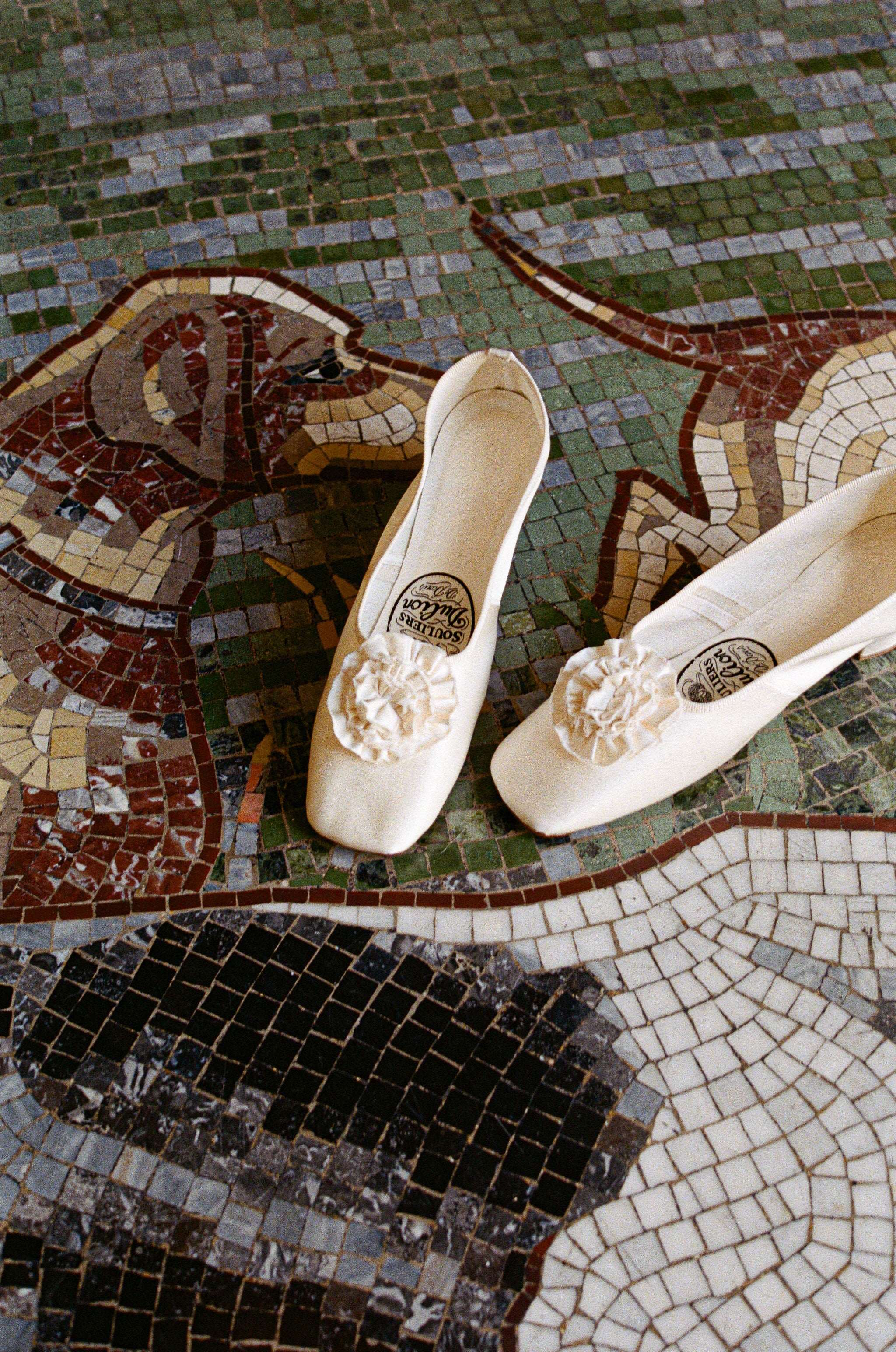 Souliers Dulion, ivory