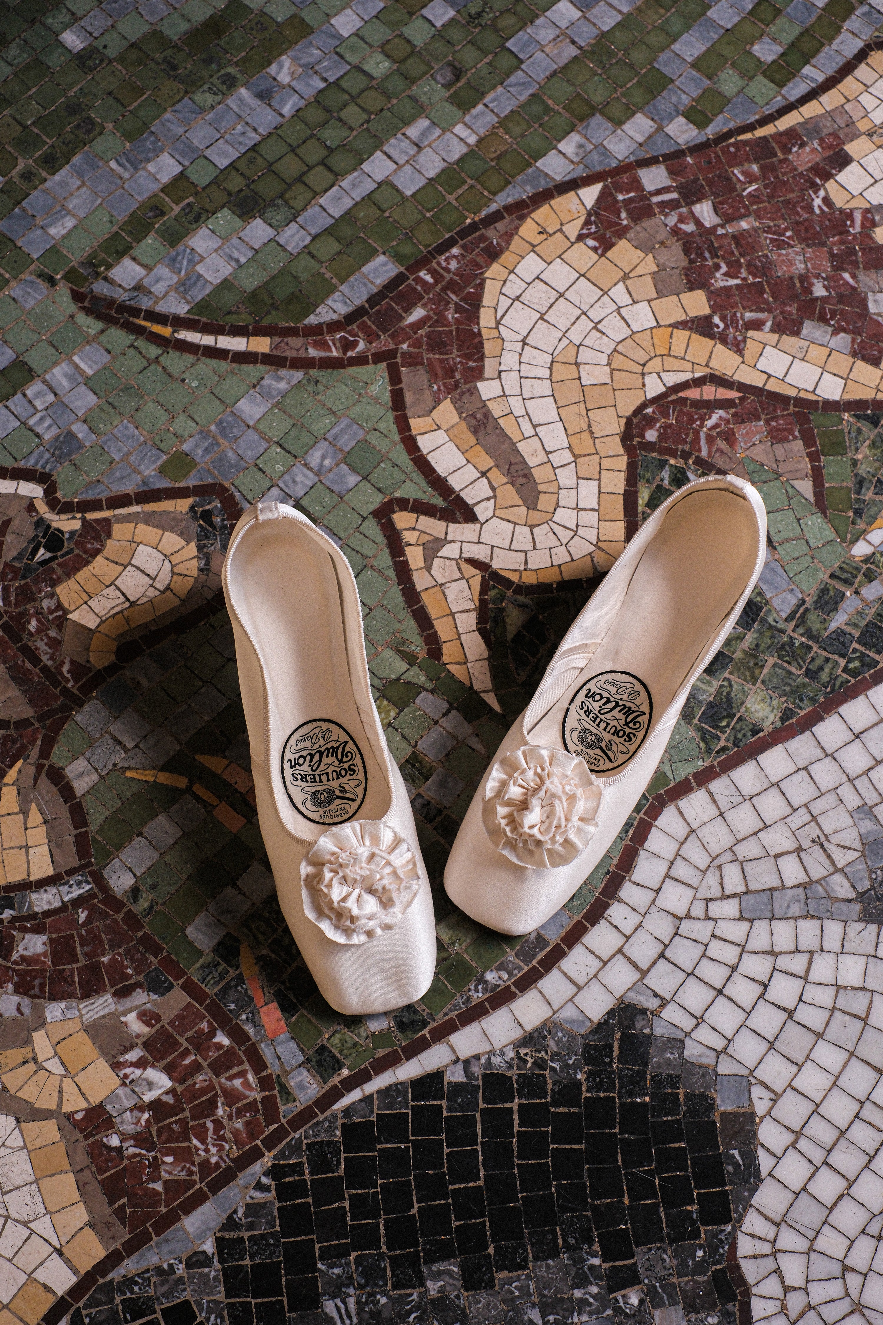 Souliers Dulion, ivory