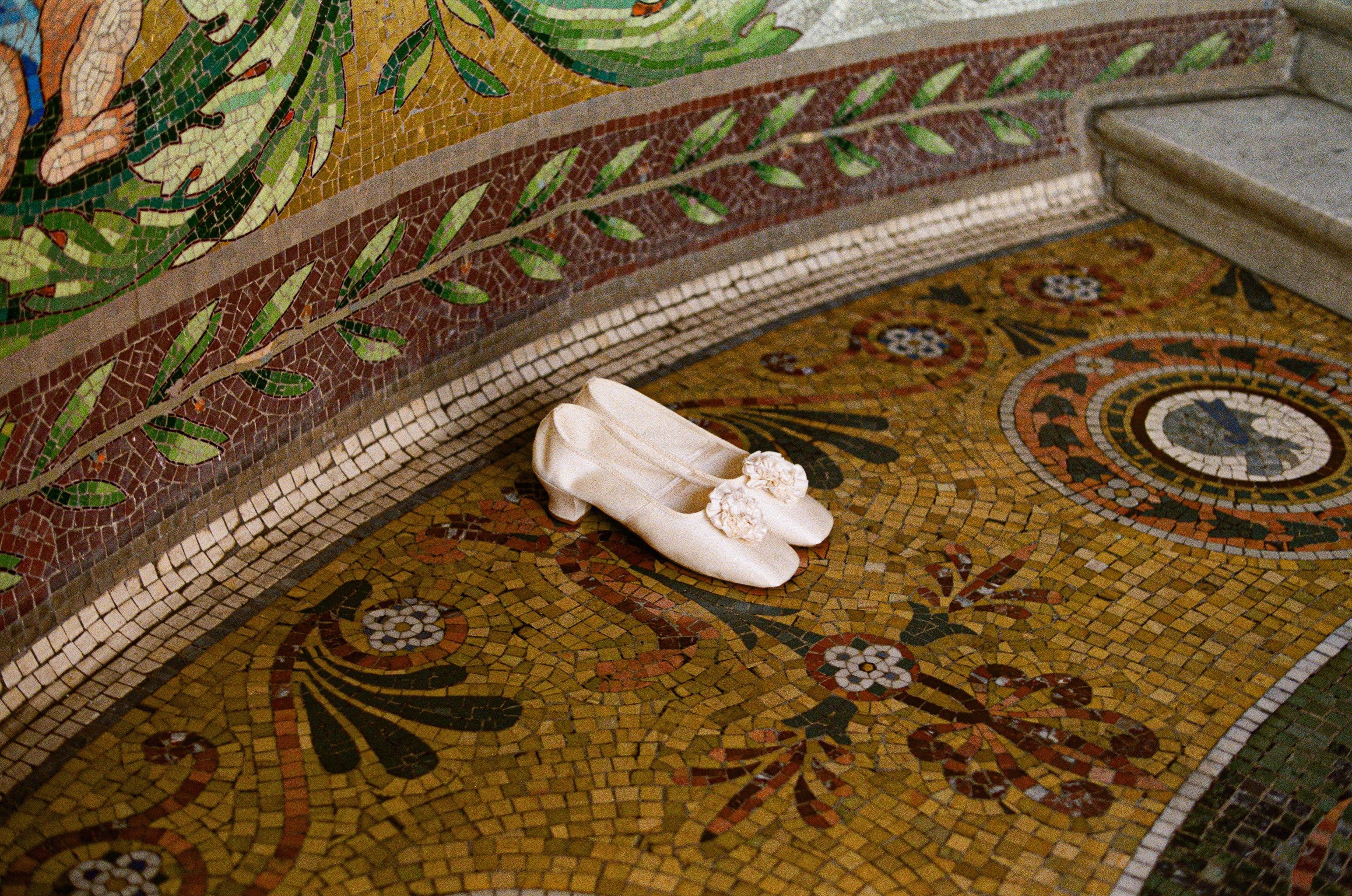 Souliers Dulion, ivory